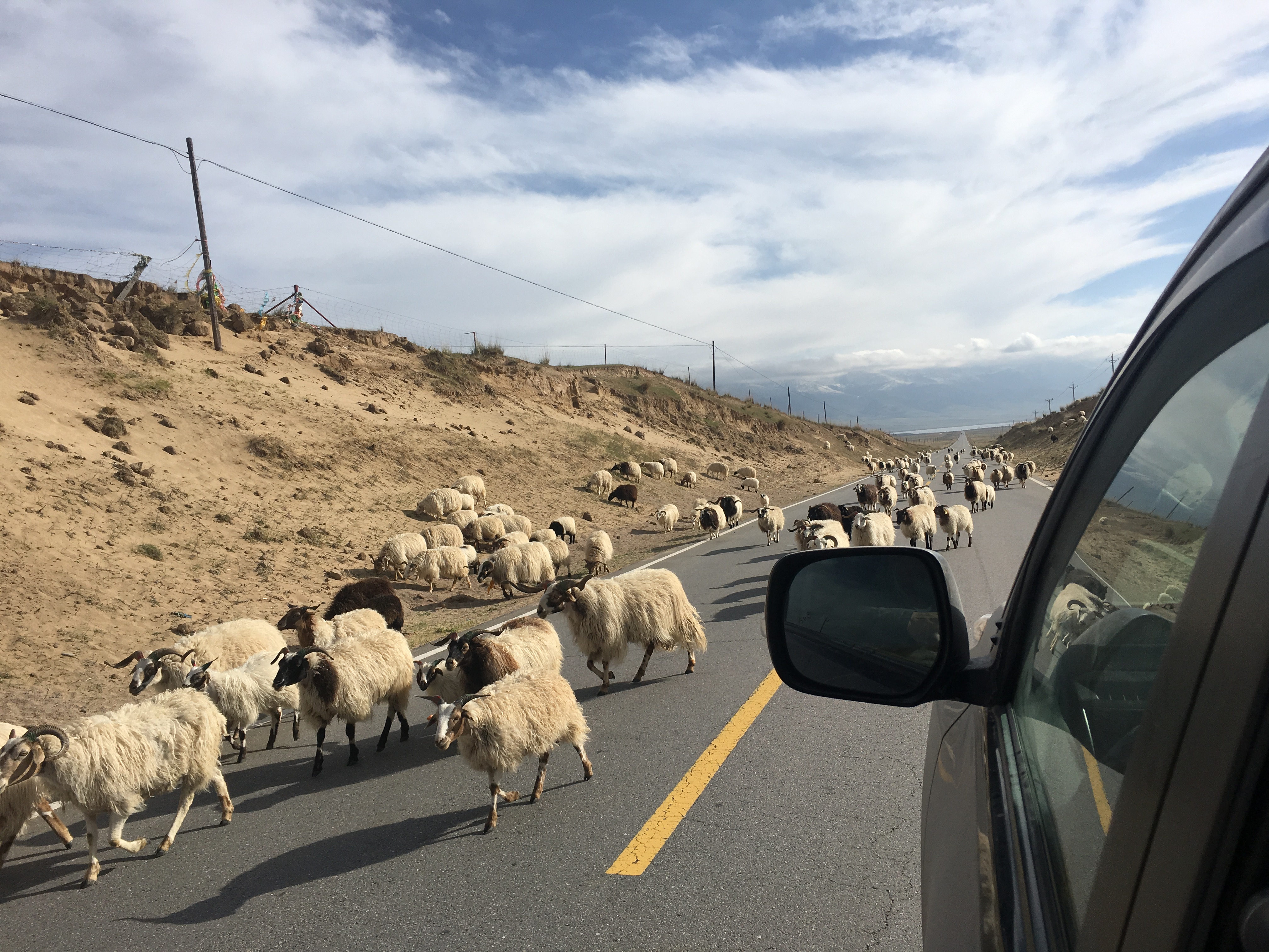 Crossing China with your own vehicle