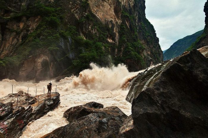 China Motorrad Tour: Überfahrt von Kirgisistan nach Laos