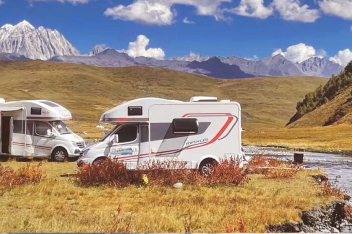 Yizhong RV90 Class C 6-Seater 5-Berth – RV, Camper, Rental and Travel