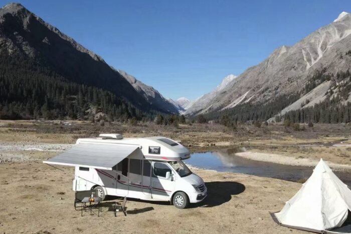 Jiangte RV80 Class C 6-Seater 6-Berth – RV, Camper, Rental and Travel