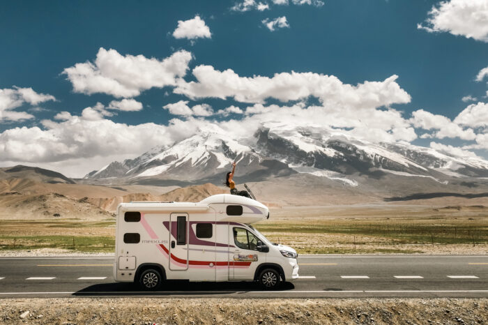 Maxus RV90 Class C 6-Seater 5-Berth Luxury Model – RV, Camper, Rental and Travel