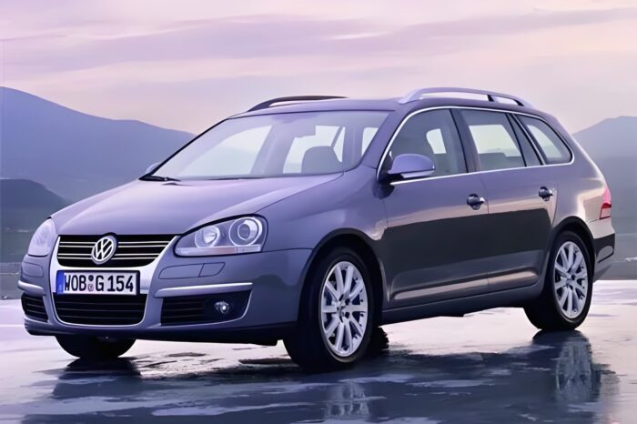 FAW-Volkswagen Sagitar Compact Car – EV, Rental and Road Trip