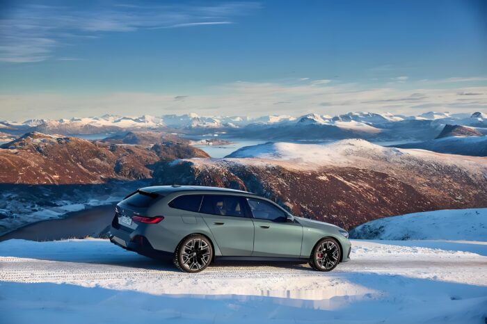 BMW 525Li – Luxury Cars, Rental and Road Trip