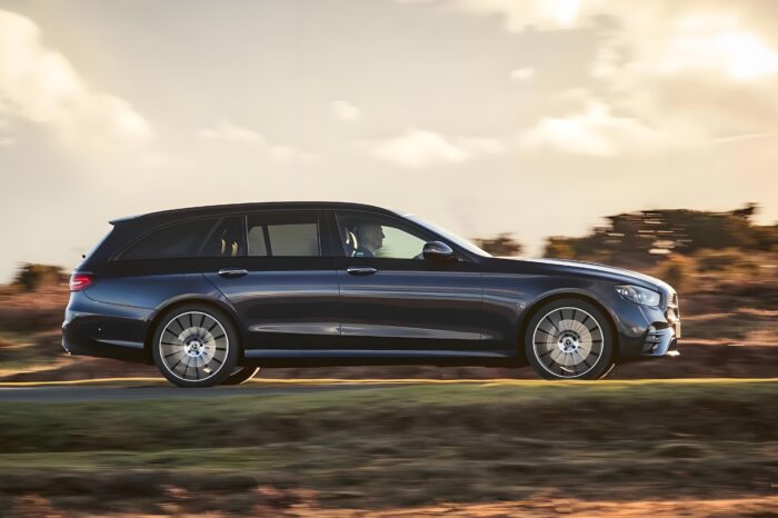 Mercedes-Benz E200 – Luxury Cars, Rental and Road Trip