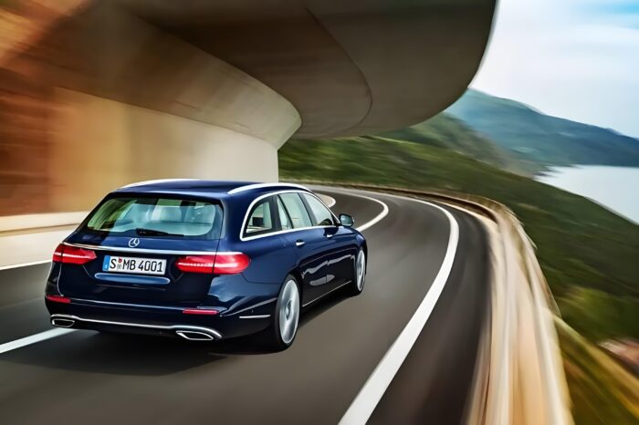 Mercedes-Benz E320L – Luxury Cars, Rental and Road Trip