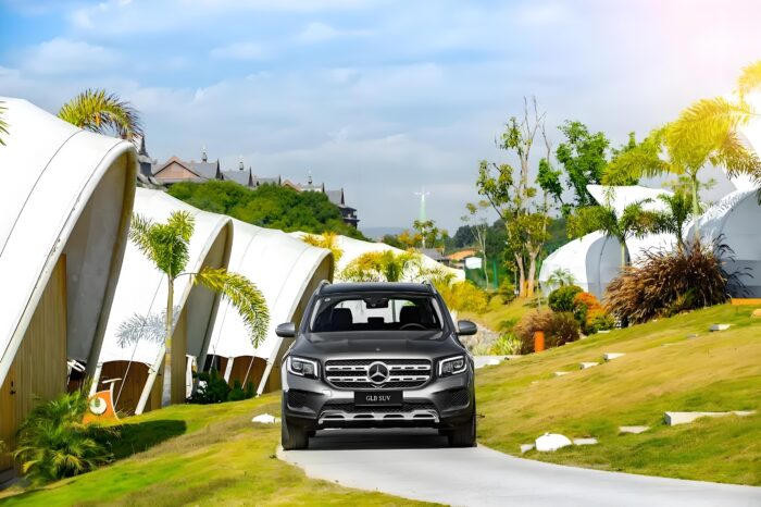 Mercedes-Benz GLB180 – Luxury Cars, Rental and Road Trip