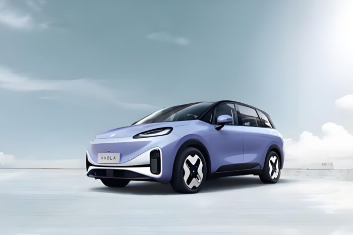 BAIC New Energy ARCFOX Koala Compact MPV – EV, Rental and Road Trip