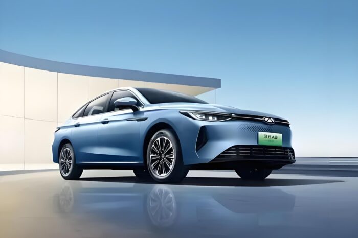 Yuanhang H8 Large SUV – EV, Rental and Road Trip